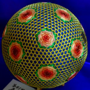 Temari - Shinise Kinenkan Museum - Nagamachi - Kanazawa, Japan - DSC00222