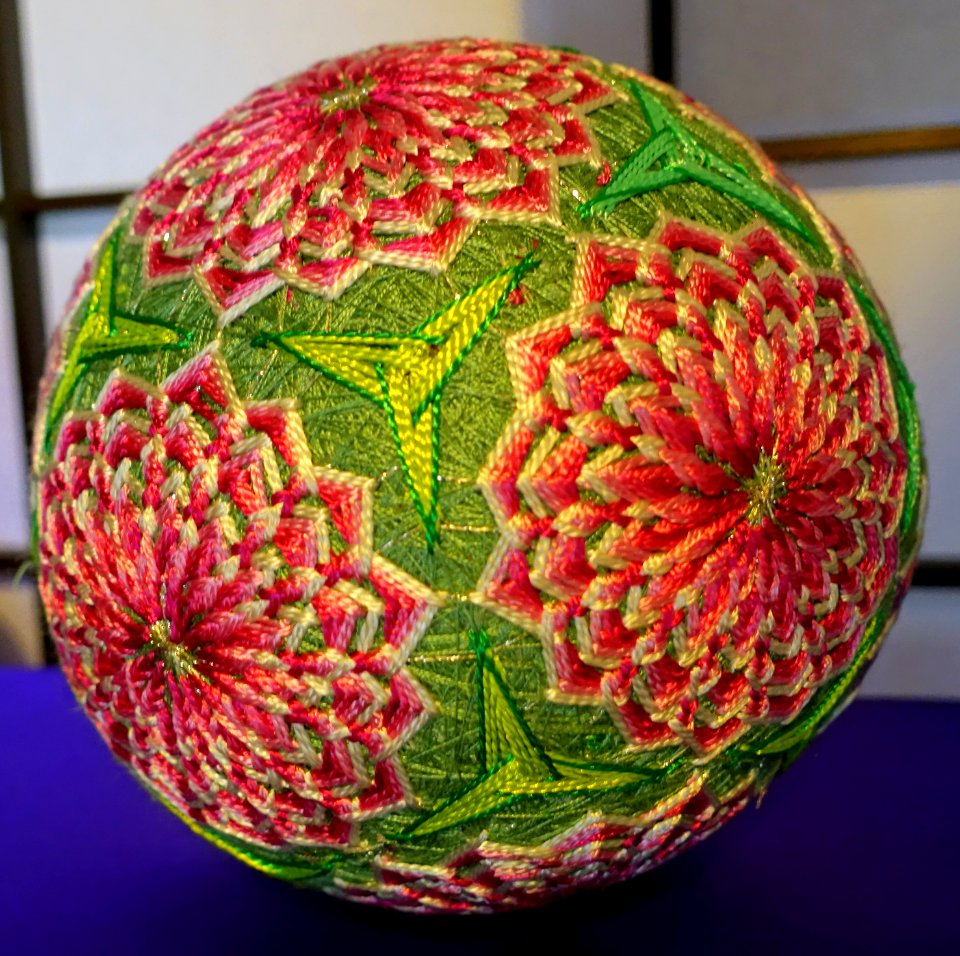 Temari - Shinise Kinenkan Museum - Nagamachi - Kanazawa, Japan - DSC00187