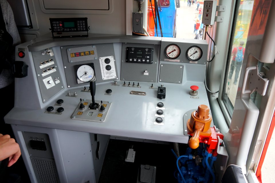 TEM14M-0001 cabin - rear control panel
