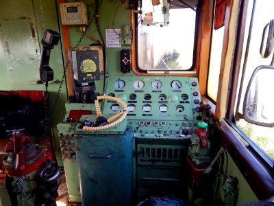 TEM2-1819 cabin