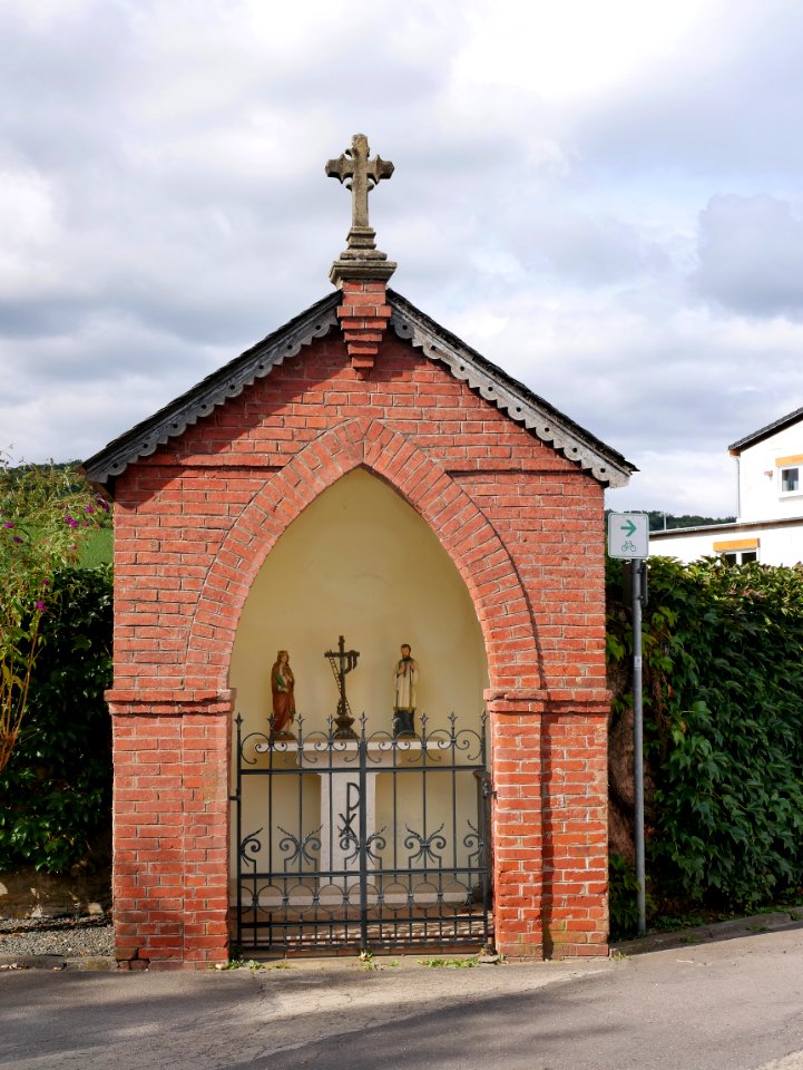 Temmels Friedhof Wegekapelle