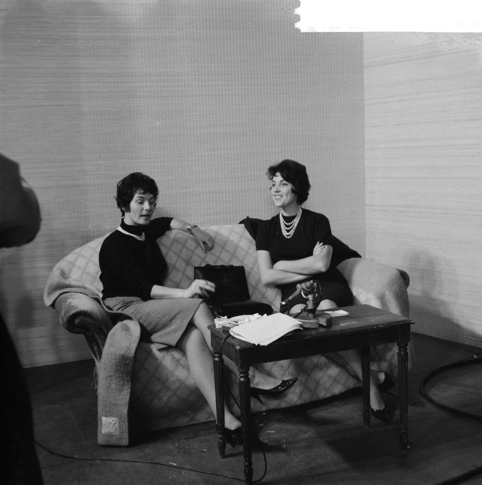 Televisieprogramma In de hoofdrol, vlnr Mies Bouwman en Corry Brokken, Bestanddeelnr 911-7262
