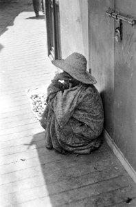 Tanger (Marokko). Nummer 27 Slangenbezweerder, nummer 28.29. Kashbah, Bestanddeelnr 920-5871
