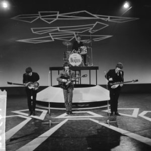 Televisie-optreden van The Beatles in Treslong te Hillegom vlnr. Paul McCartney, Bestanddeelnr 916-5102