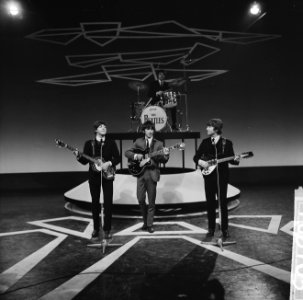 Televisie-optreden van The Beatles in Treslong te Hillegom vlnr. Paul McCartney, Bestanddeelnr 916-5105