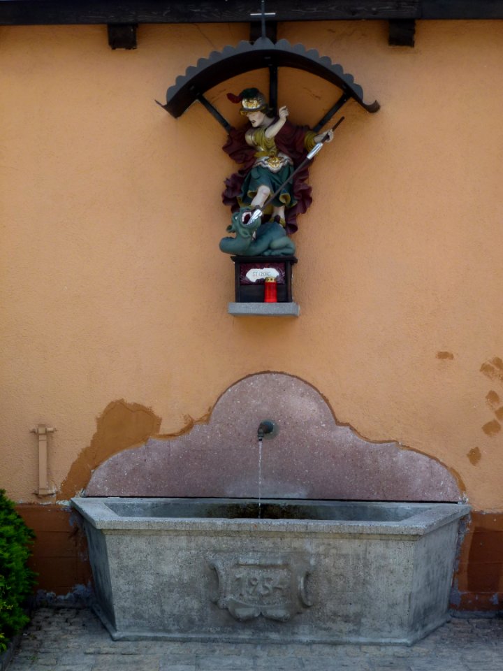 Telfs-Brunnen-HlGeorg