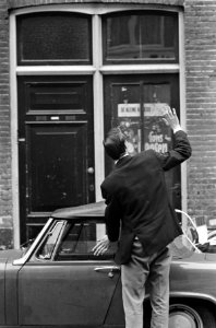 Televisieprogramma Kleine meisjes, grote meisjes TROS. In de auto met Johan Crui, Bestanddeelnr 920-7345