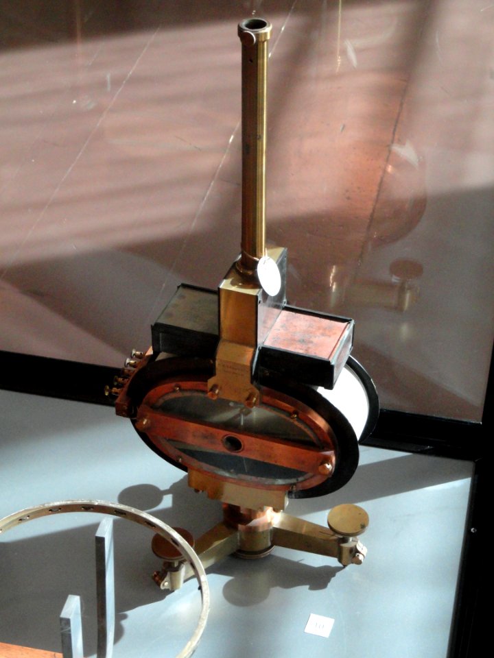 Tangential galvanometer, late 19th century - Cabinet of Physics (Arppeanum) - - DSC05163