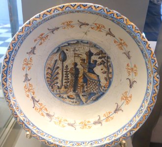 Talavera bowl, ceramic - Museo Nacional de Artes Decorativas - Madrid, Spain - DSC08077