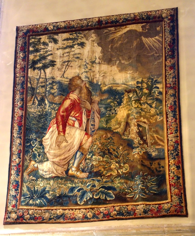 Tapestry 1 - Cathédrale Notre-Dame de Luxembourg - DSC06040