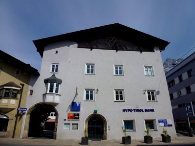 Telfs-Bankgebäude-EhemalsGasthauszur Traube
