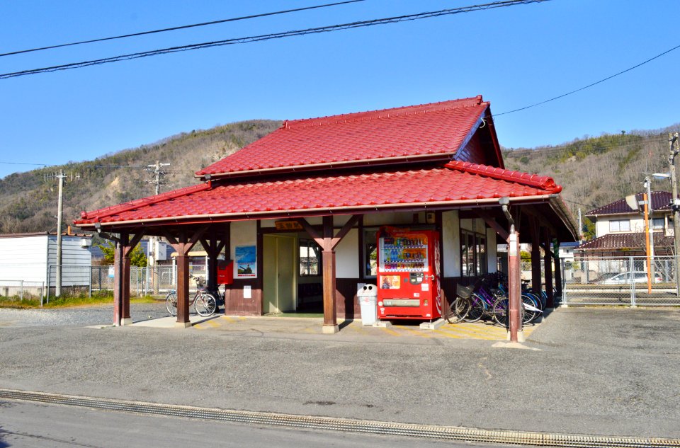 Tamagashi Station, ekisha