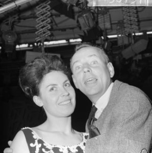 Televisieshow Kijk die Rijk van AVRO. Rijk de Gooyer met de Belgische gaste Liez, Bestanddeelnr 915-6737