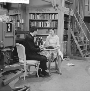 Televisieoperette Mijn zusje en ik . Sigrid Koetse en Paul Cammermans, Bestanddeelnr 913-3570