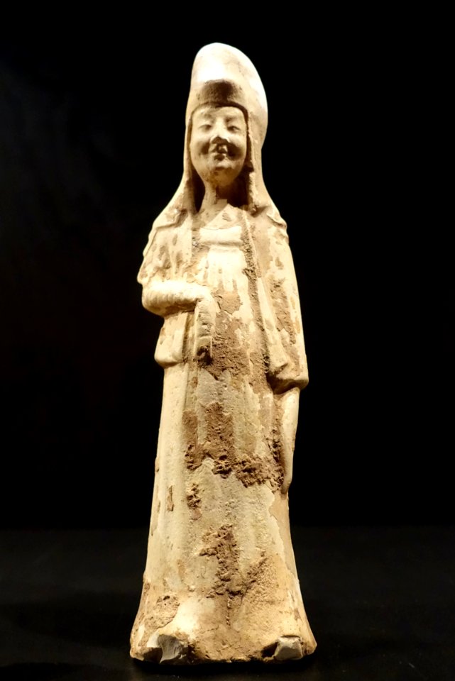 Tomb figurine of a woman, China, Tang dynasty, 618-906 AD, glazed earthenware - Östasiatiska museet, Stockholm - DSC09586