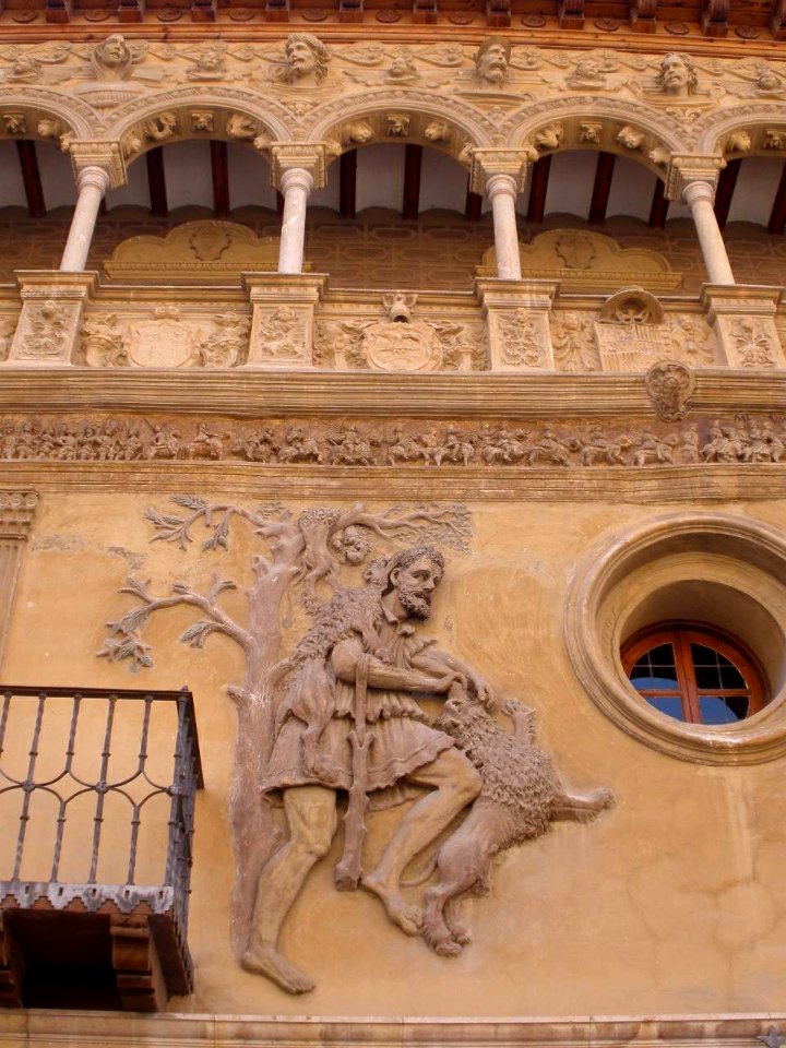Tarazona - Ayuntamiento (antigua lonja) 04