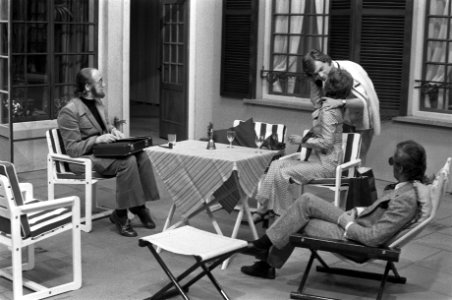 Televisiedrama Martha (TV, KRO), vlnr IJf Blokker, Hazekamp, Carol van Her, Bestanddeelnr 927-1764
