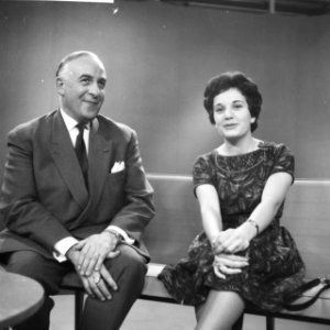 Televisieopname van Anneke Beekman en Louis Frequin, Bestanddeelnr 913-2481