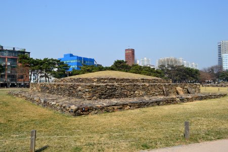 Tomb Four of Seoul Seokchon-dong Gobungun