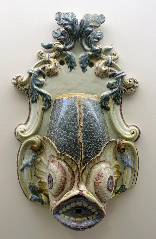Tank for a wash basin, Miragaia, 1790-1810 - Museu Nacional de Machado de Castro - Coimbra, Portugal - DSC00187