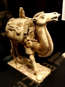 Tomb figurine of a camel, China, Tang dynasty, 618-906 AD, glazed earthenware - Östasiatiska museet, Stockholm - DSC09595