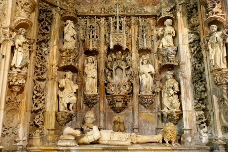Tomb of Afonso I of Portugal - Mosteiro de Santa Cruz - Coimbra, Portugal - DSC09678