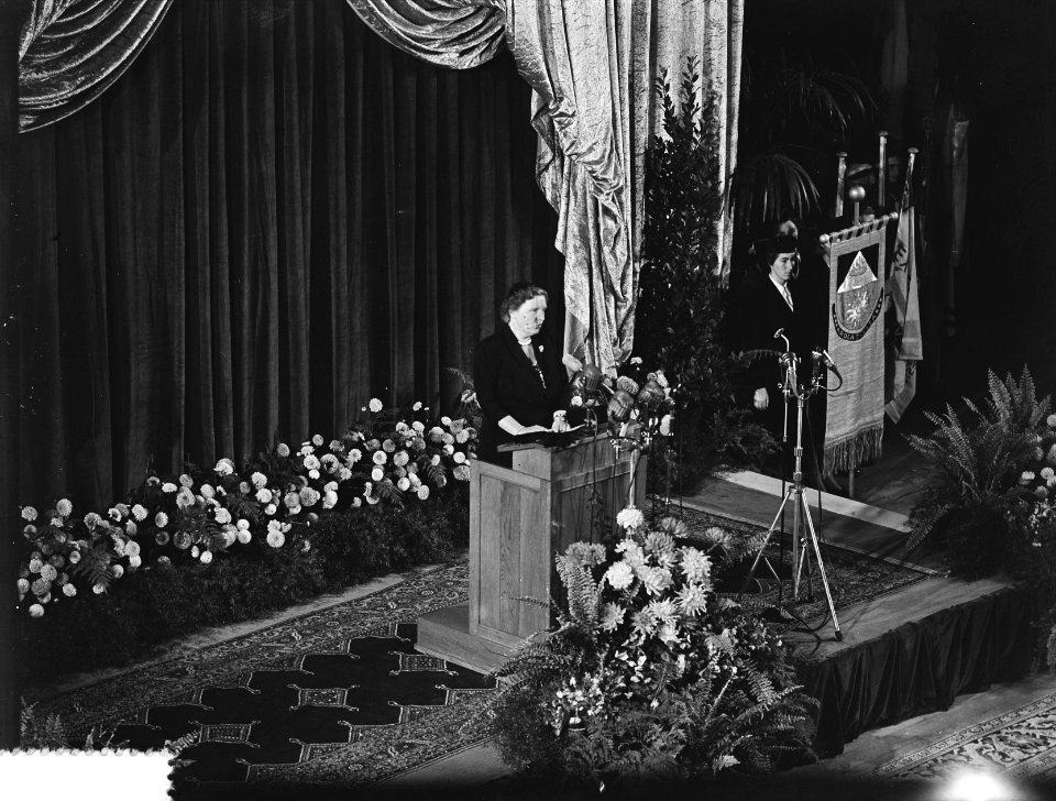 Toespraak koningin Juliana in Koopmansbeurs, Bestanddeelnr 905-9504