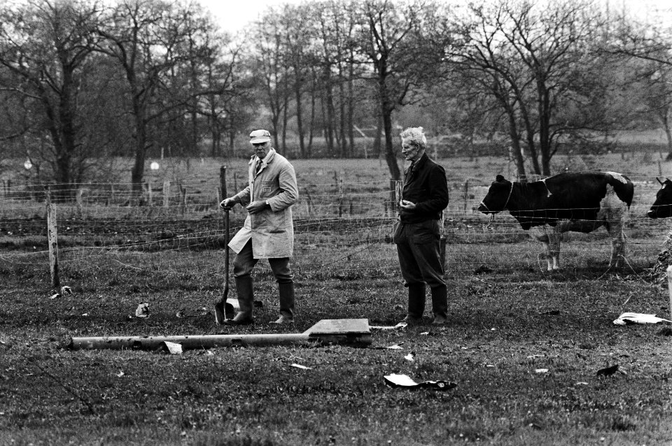 Toeschouwes bij de raket, Bestanddeelnr 932-5730
