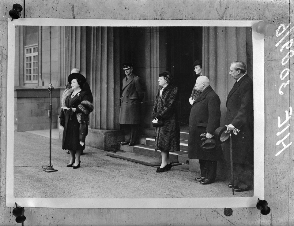 Toespraak van koningin Elizabeth tijdens een bezoek van Prinses Juliana aan Lon, Bestanddeelnr 935-2695