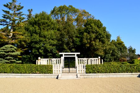Tomb of Emperor Kenzo, haisho-2