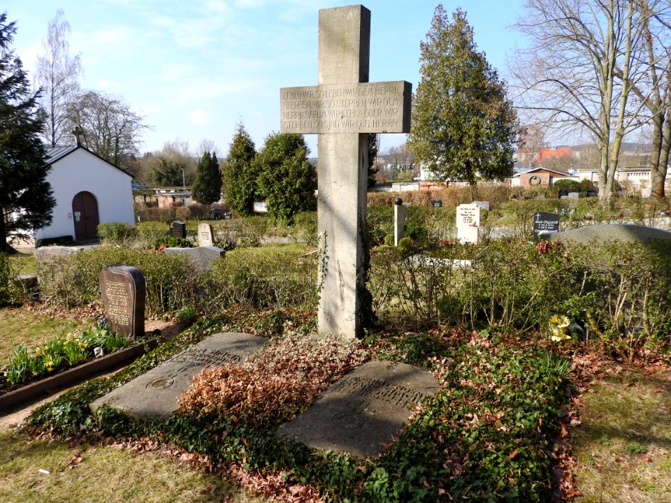 Tomb Simcik Zwötzen 6
