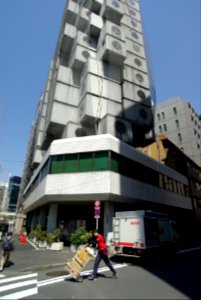 Tokyo Nakagin capsule tower 2019-04 6 photo