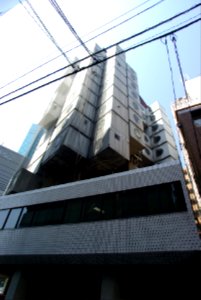 Tokyo Nakagin capsule tower 2019-04