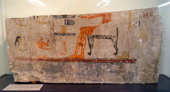 Tomb wall fragment, Egypt, 13th dynasty, 1794-1645 BC, limestone, H 35 - Martin von Wagner Museum - Würzburg, Germany - DSC05322