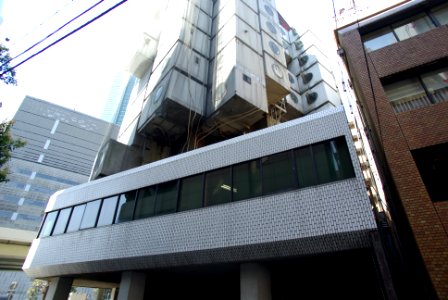 Tokyo Nakagin capsule tower 2019-04 4