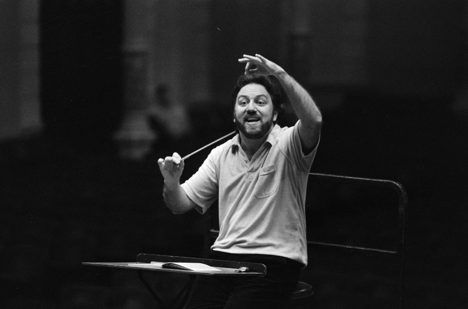Toekomstig dirigent Riccardo Chailly van het Concertgebouworkest repeteert voor , Bestanddeelnr 933-7272