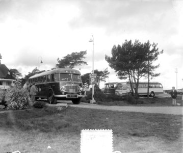 Toerwagenrally door Nederland. Start in Laren bij Hotel De Witte Bergen, Bestanddeelnr 905-7199