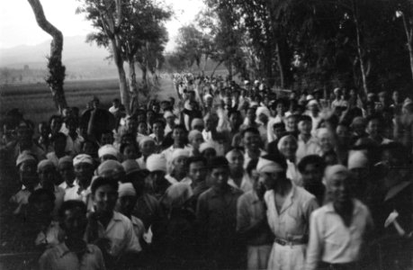 Toen de T.N.I. Pekalongan verliet, werden meer dan 3000 Chinese burgers gevankel, Bestanddeelnr 4445
