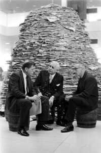 TON-rapport in de RAI. J. Bosman, professor dr. Ph.J. Idenburg en C.W.C.L. Brand, Bestanddeelnr 921-1274