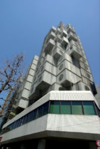 Tokyo Nakagin capsule tower 2019-04 2