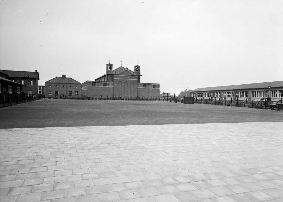 Toekomstig sportveld van NOAD aan het Wilhelminakanaal in Tilburg, Bestanddeelnr 163-0507