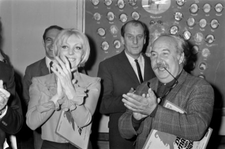 Toernee van De man van La Mancha gaat door, Phonogram heeft LP gemaakt v.l.n.r, Bestanddeelnr 922-3314