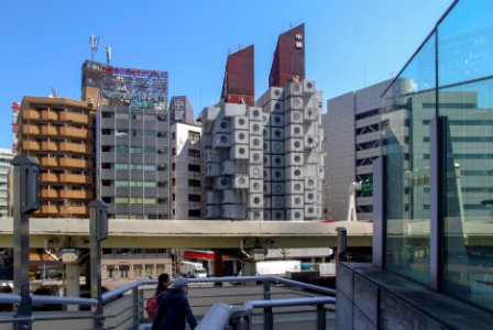 Tokyo Nakagin capsule tower 2019-04 fasade photo