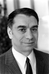 TON-rapport in de RAI. Professor J. M. Agostini, directeur van Elvinger Interma…, Bestanddeelnr 921-1271