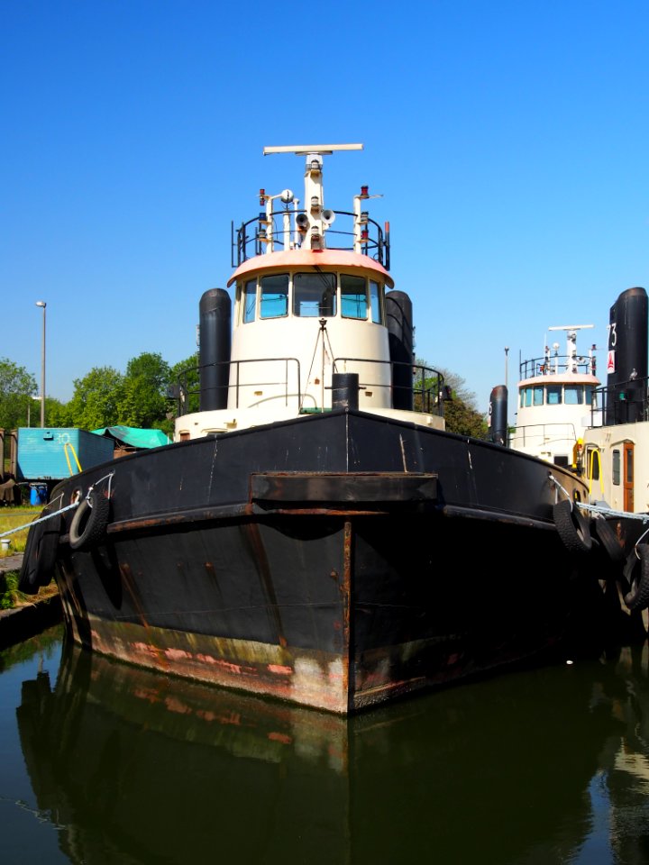 Toogboot 70, Kattendijkdok, Voith Schneider Propeller, Gemeentelijk Havenbedrijf Antwerpen, Kattendijkdok, pic2