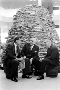 TON-rapport in de RAI. J. Bosman, professor dr. Ph.J. Idenburg en C.W.C.L. Brand, Bestanddeelnr 921-1270