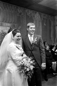 Tonnie Pronk , voetballer Ajax, trouwt met Marjan Meier Stadhuis Amsterdam, Bestanddeelnr 922-9793