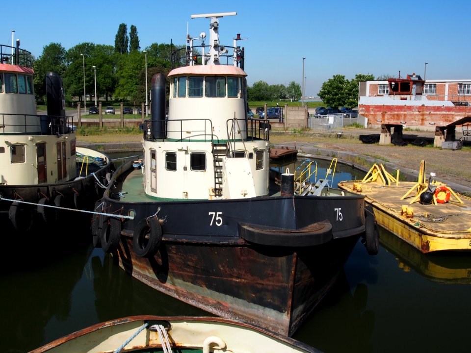 Toogboot 75, Kattendijkdok, Voith Schneider Propeller, Gemeentelijk Havenbedrijf Antwerpen, Kattendijkdok, pic5
