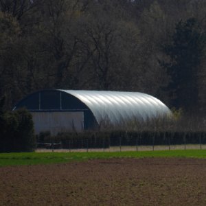 Tonnendach auf Bauernhof photo