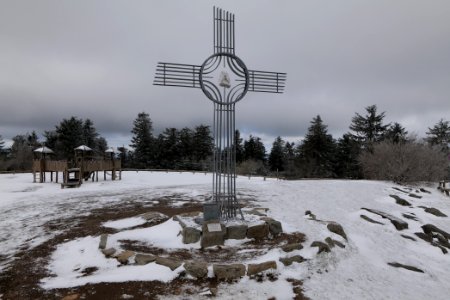Top of Großer Feldberg with snow 2021-04-06 65